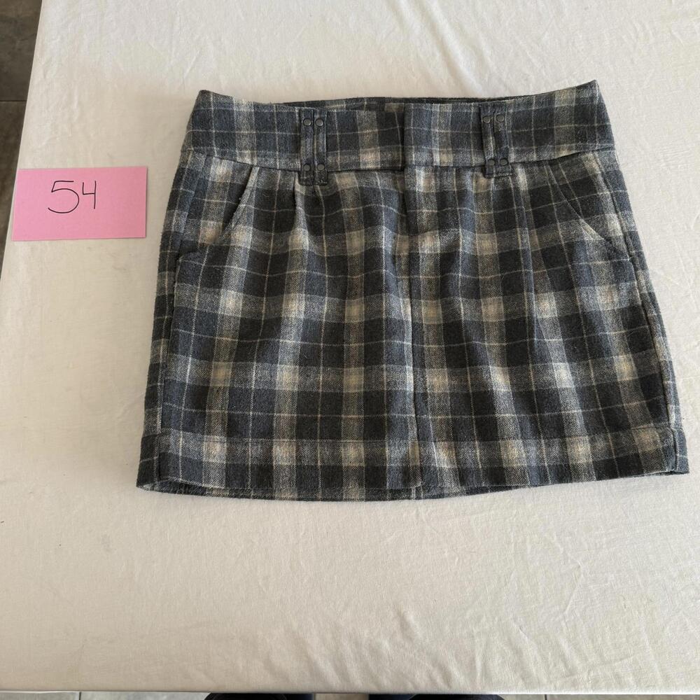 Smart Set Gray Plaid Mini Skirt Size 4